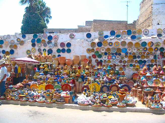 http://www.darnna.com/marocphotos/souk_el_jadida.jpg