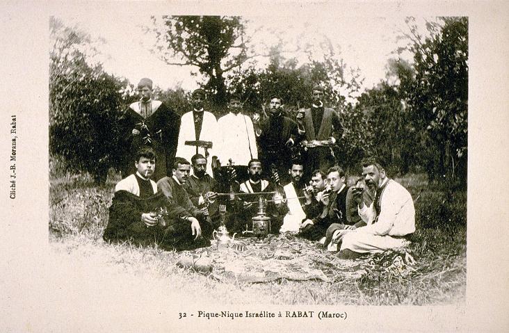 31 Pique Nique Isra&eacute;lite &agrave; Rabat Vers 1912.jpg